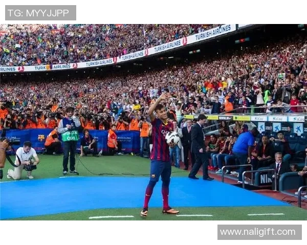 巴萨后卫足球明星的成长之路与辉煌成就解析